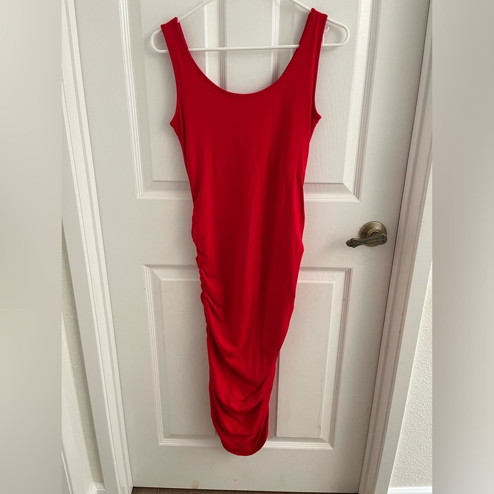 Isabella Oliver maternity red tank dress with roushing, size 0